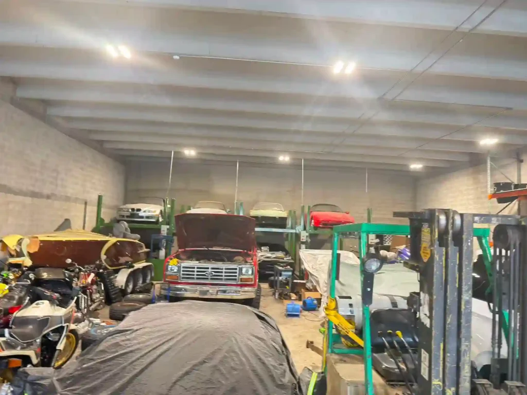 FPP308 4 post parking lift installed in USA private garage
